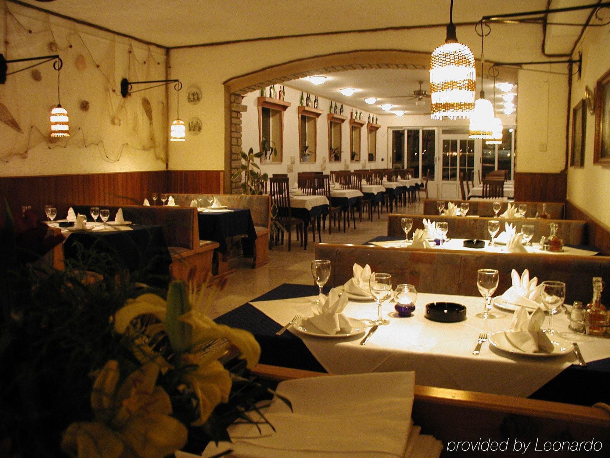 פג Hotel Tony מסעדה תמונה